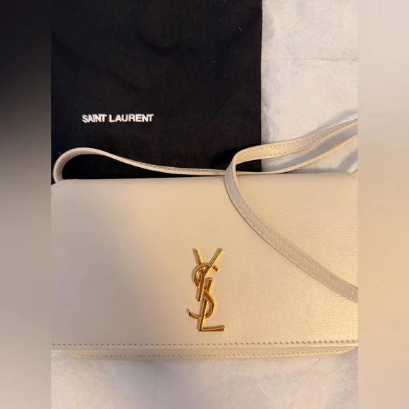 YSL CASSANDRE PHONE HOLDER IN SMOOTH LEATHER - Picture 2 of 9